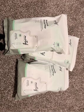 Motif Breastmilk Storage Bags - White & Mint (3 Packs)